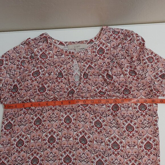 Women's Loft long sleeve paisley top with 1 sm flaw (see description) Size Large - Picture 9 of 9